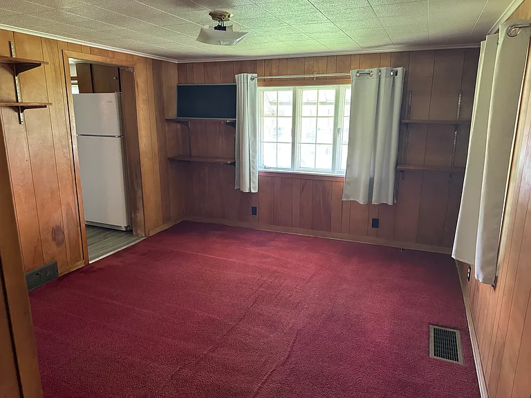 158 N Morgantown St — Photo 6