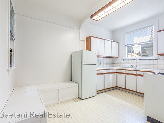 4th image of 1284 McAllister St APT 5