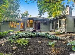 21417 Ridgewood Rd, Elkhorn, NE 68022