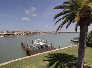 402 Bath Club Blvd S, North Redington Beach, FL 33708