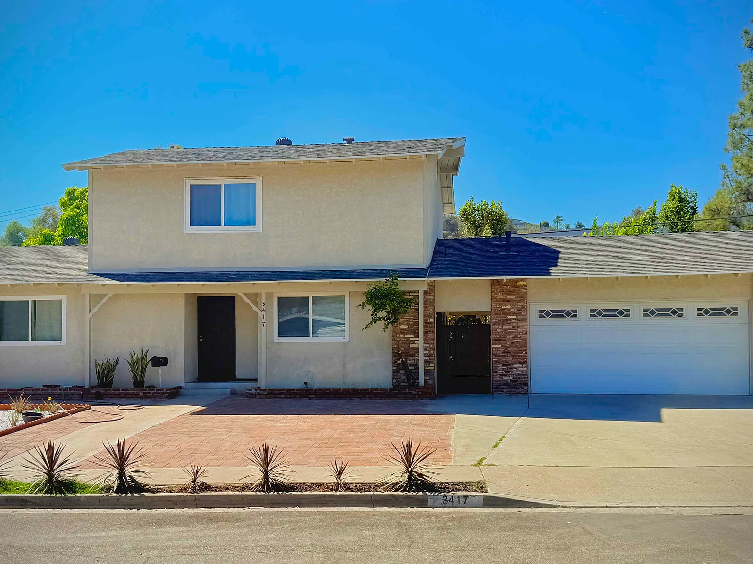 5 bed, 2035 sqft, $4,500 — Photo 1