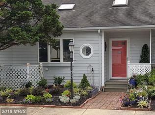 22 Boat Yard Rd, Chesapeake City, MD 21915