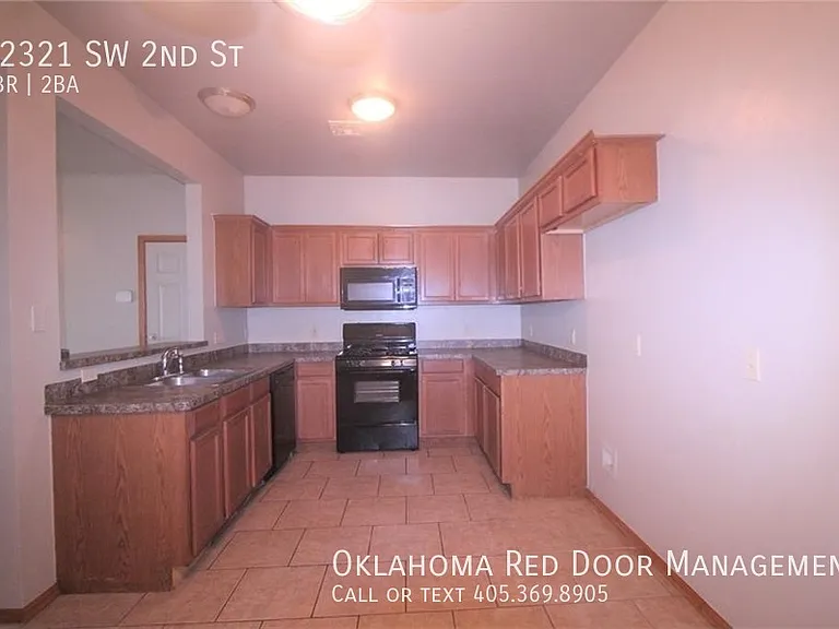 12321 SW 2nd St — Photo 10
