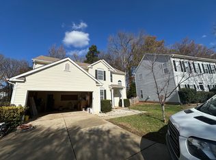 9542 Scotland Hall Ct, Charlotte, NC 28277