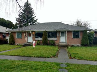 950 & 952 16th Ave #952, Longview, WA 98632