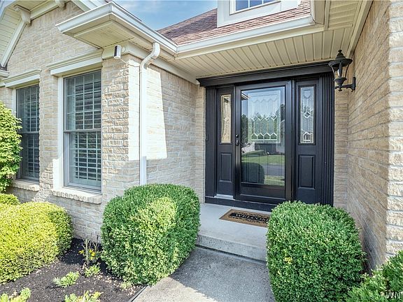 2nd image of 8059 Laurel Park Ln