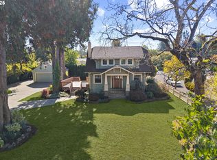 3852 NE 17th St, Gresham, OR 97030
