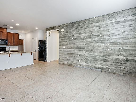 5th image of 3128 Giverny Bridge Ave