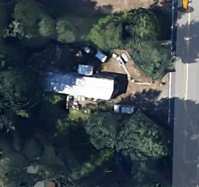 2nd image of 8241 Illahee Rd NE