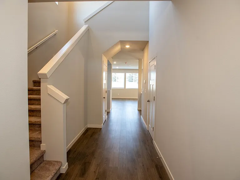 63264 Peale St — Photo 2