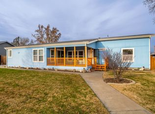 1208 W 26th Ave, Kennewick, WA 99337