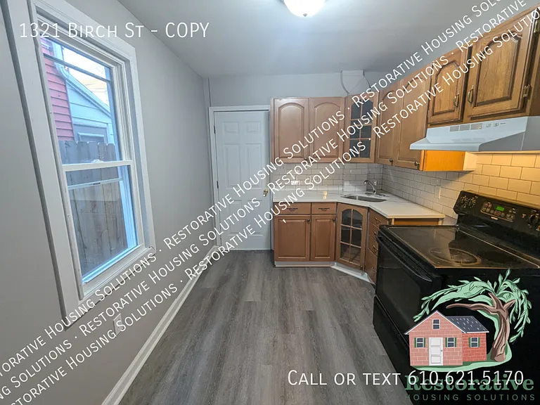 1321 Birch St #COPY — Photo 3
