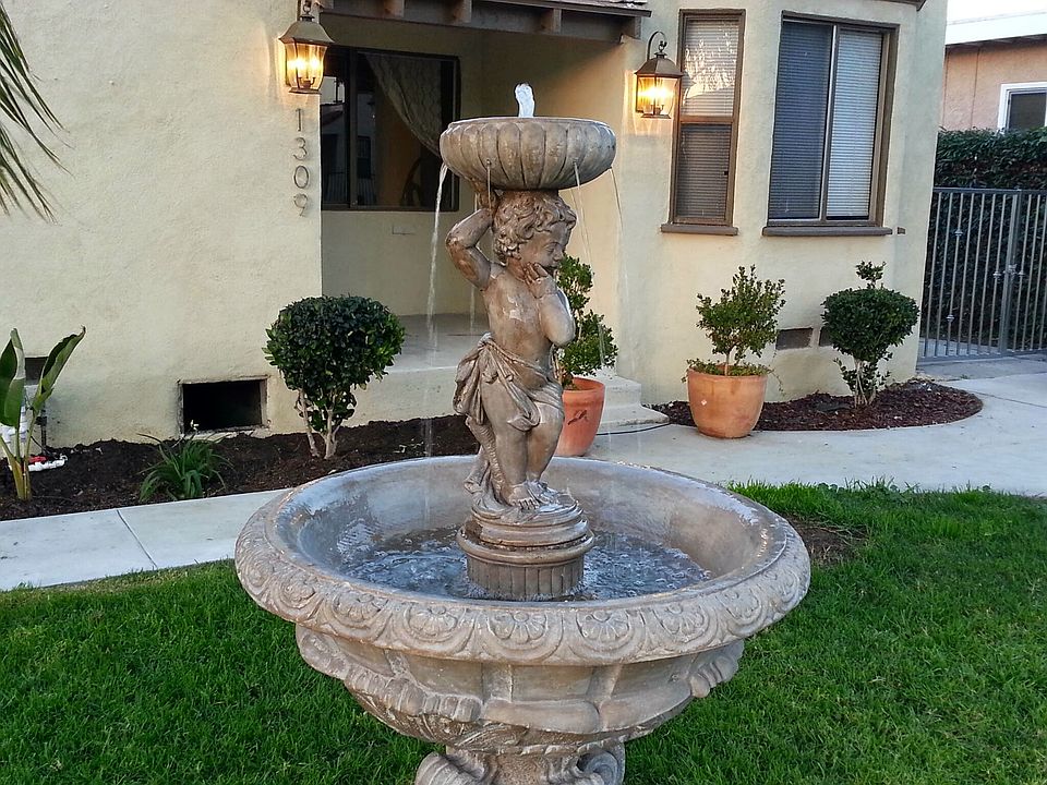 1st image of 1309 W 109th Pl