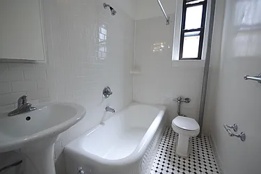 Rented by Silverstein Collection LLC 