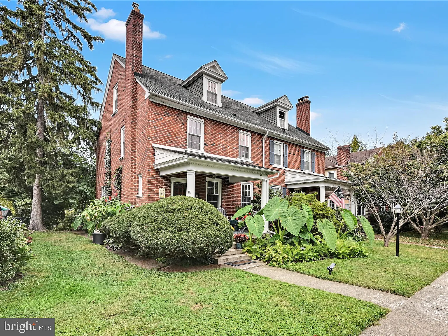 120 Atkins Ave photo 1