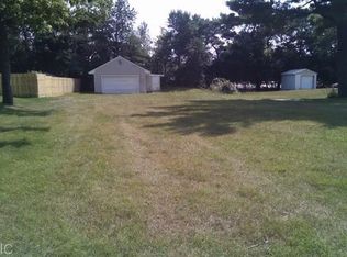 1963 Lawnel Ave, Norton Shores, MI