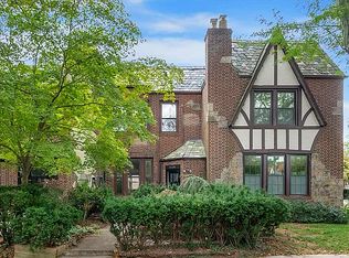 9404 68th Ave, Flushing, NY 11375