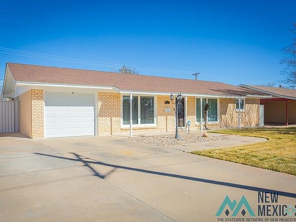 2nd image of 511 E Mescalero Rd