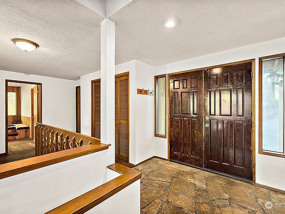 4th image of 7510 66th Avenue W