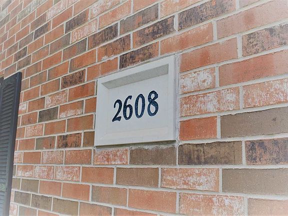 3rd image of 2608 Clairemont