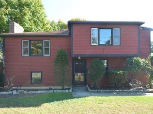 67 Oak St, Wakefield, MA 01880