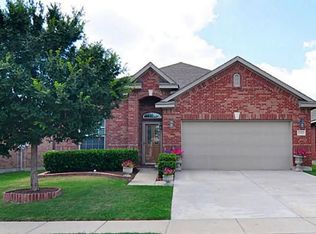 2320 Grand Rapids Dr, Fort Worth, TX 76177