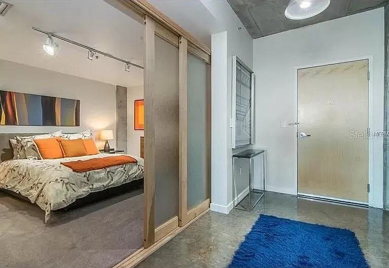 101 S 12th St #410 — Photo 9