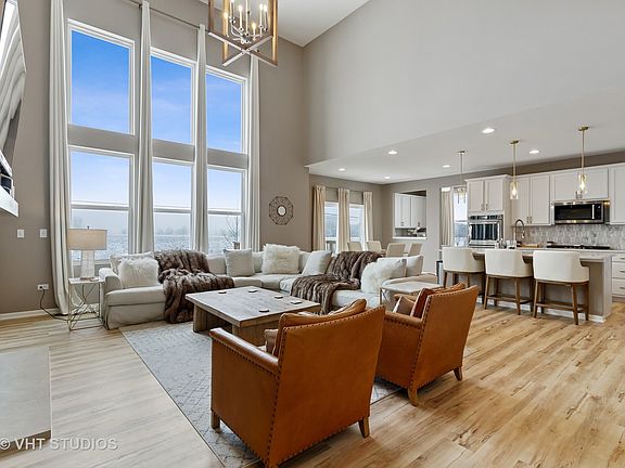 3rd image of 25308 Portage Ct