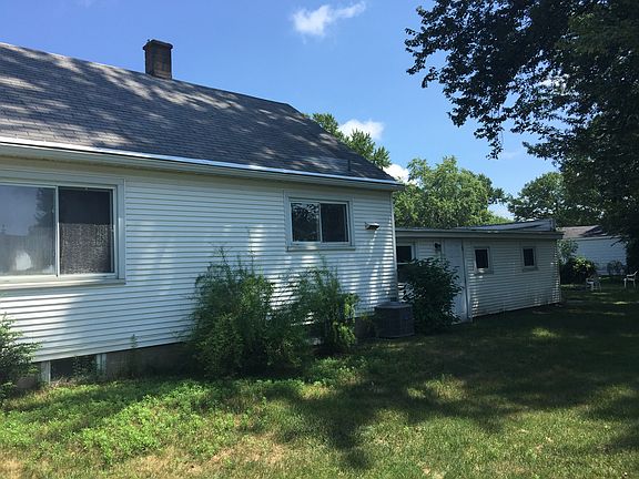 2nd image of 626 Grant Ave