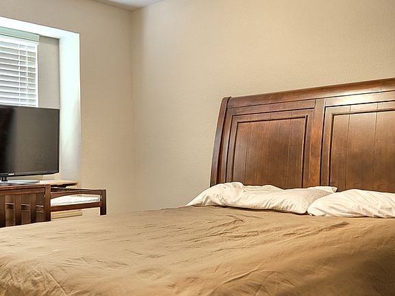 5th image of 12773 Tre Maximiliano Ave