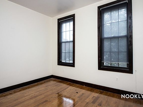 4th image of 166 Wilson Ave #2
