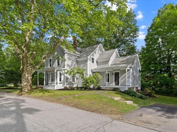 20 Pearl Street, Henniker, NH 03242