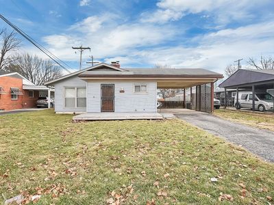 236 Old Village Rd, Columbus, OH, 43228