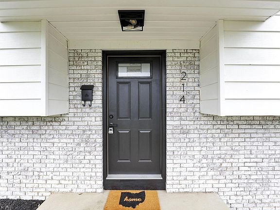2nd image of 214 Hartford Dr