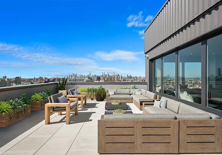 249 Willoughby Ave #9K — Photo 26