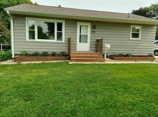 219 Hanna Blvd, Waterloo, IA 50701