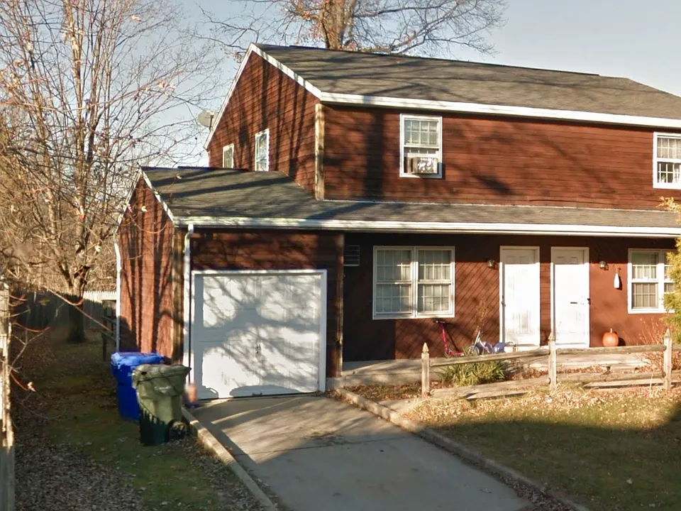 16 Ferris St