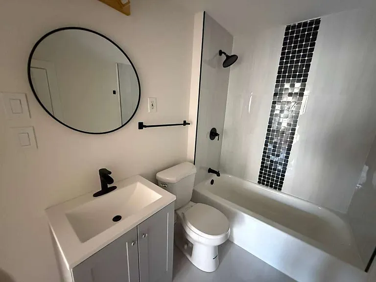 1278 W 102nd St #1 — Photo 34