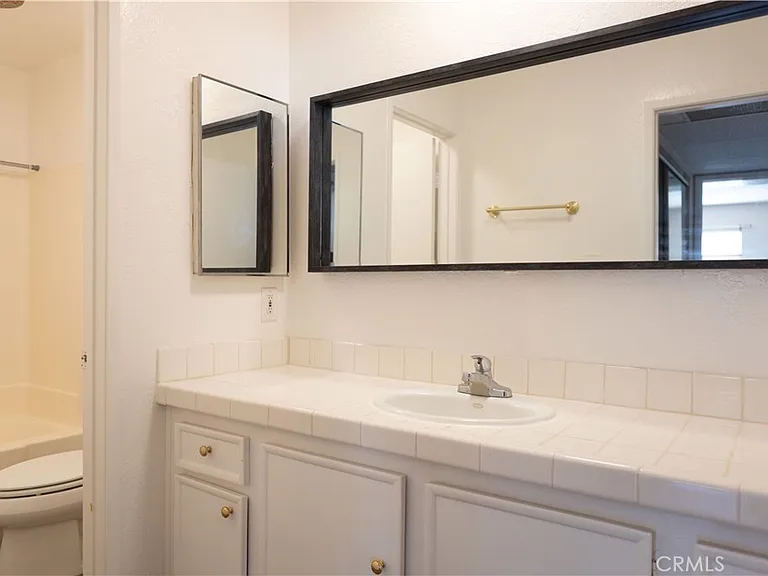 2386 E Del Mar Blvd #203 — Photo 8