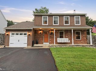 512 Amherst Cir, Perkasie, PA 18944