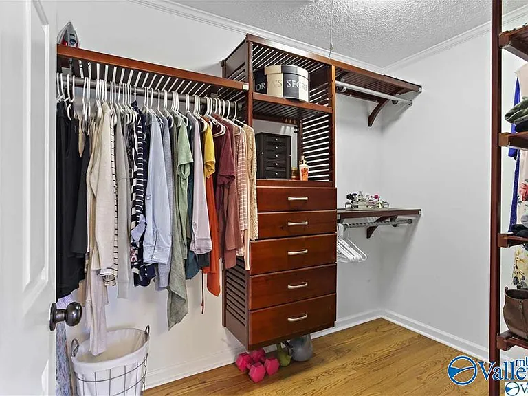 204 Roy Dr — Photo 32