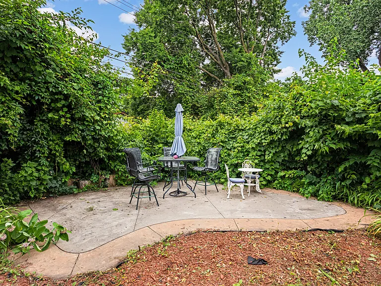 420 Buchanan St NE — Photo 31