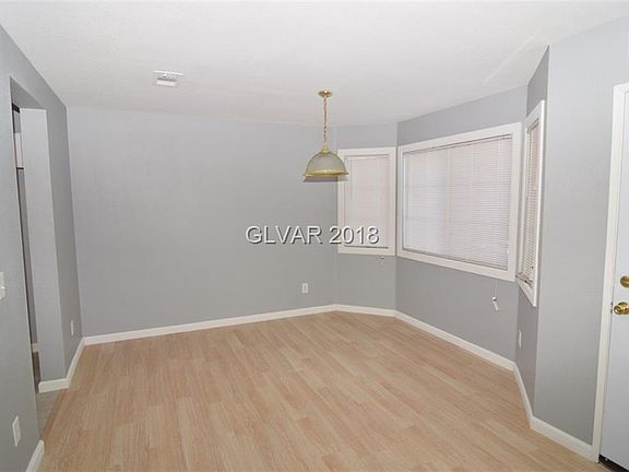 5th image of 819 Astro Ct