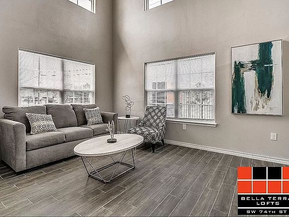 4th image of 2624 SW 74th St APT B5