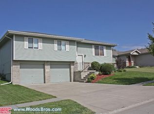 5256 W Redberry Ln, Lincoln, NE 68528