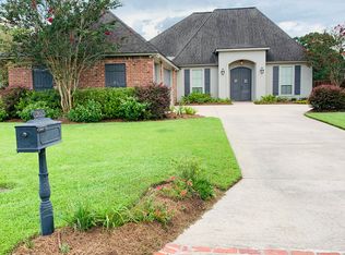 16495 Pearson Dr, Prairieville, LA 70769