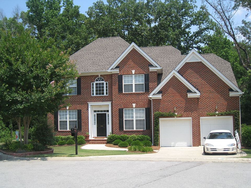 All Brick Home in cul de sac