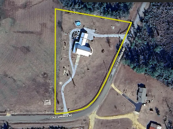 511 Cold Springs Rd, Collins, MS 39428