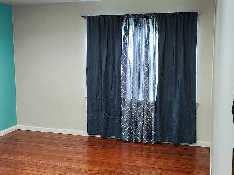 1107 Green Hollow Dr — Photo 33