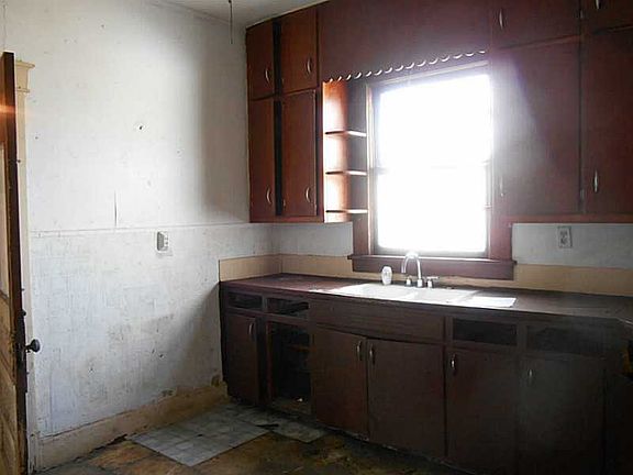 4th image of 509 Louise Ave